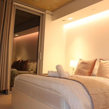 Luxury 1 Bedroom Apartment In Londra Exterior foto